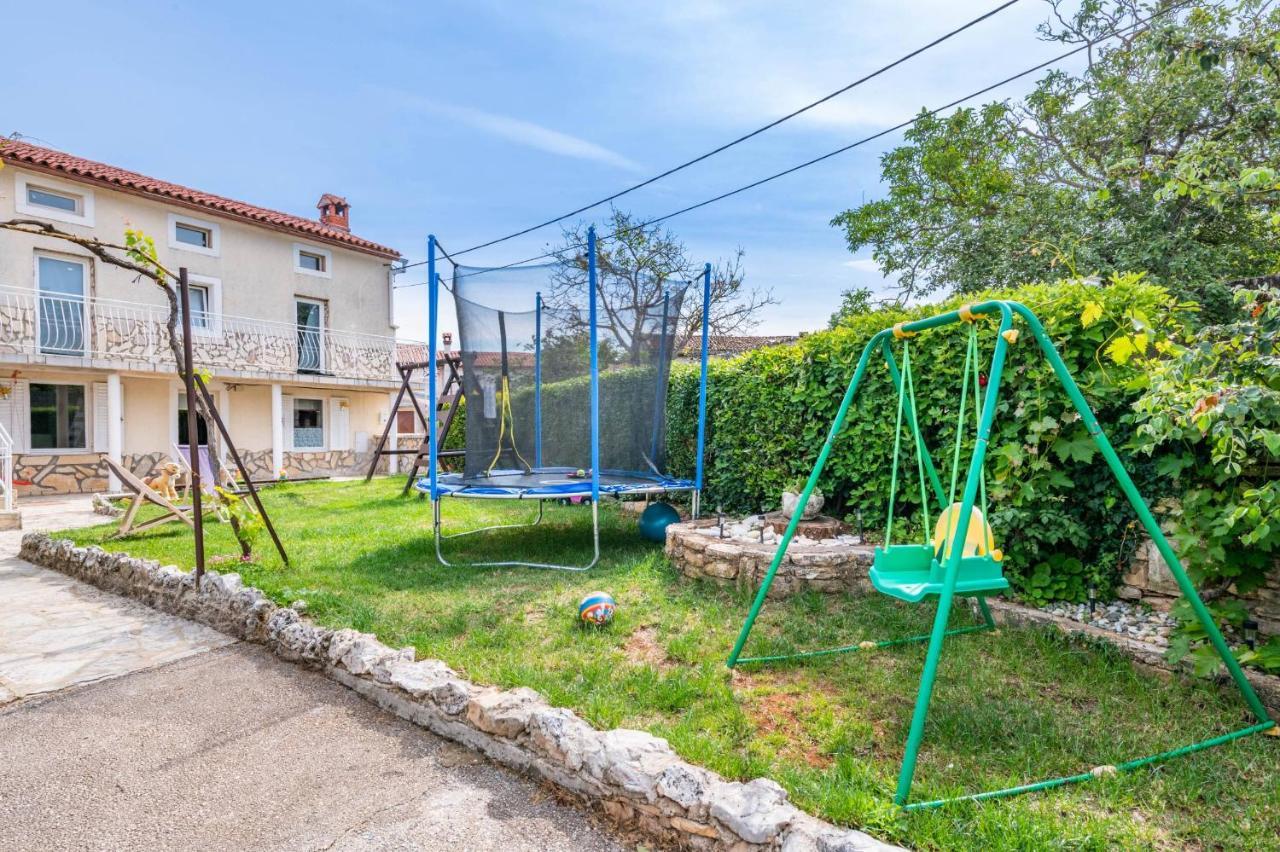 Holiday House Ruba Marčana Екстериор снимка