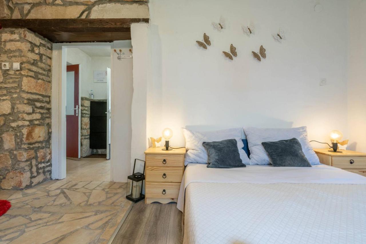 Holiday House Ruba Marčana Екстериор снимка