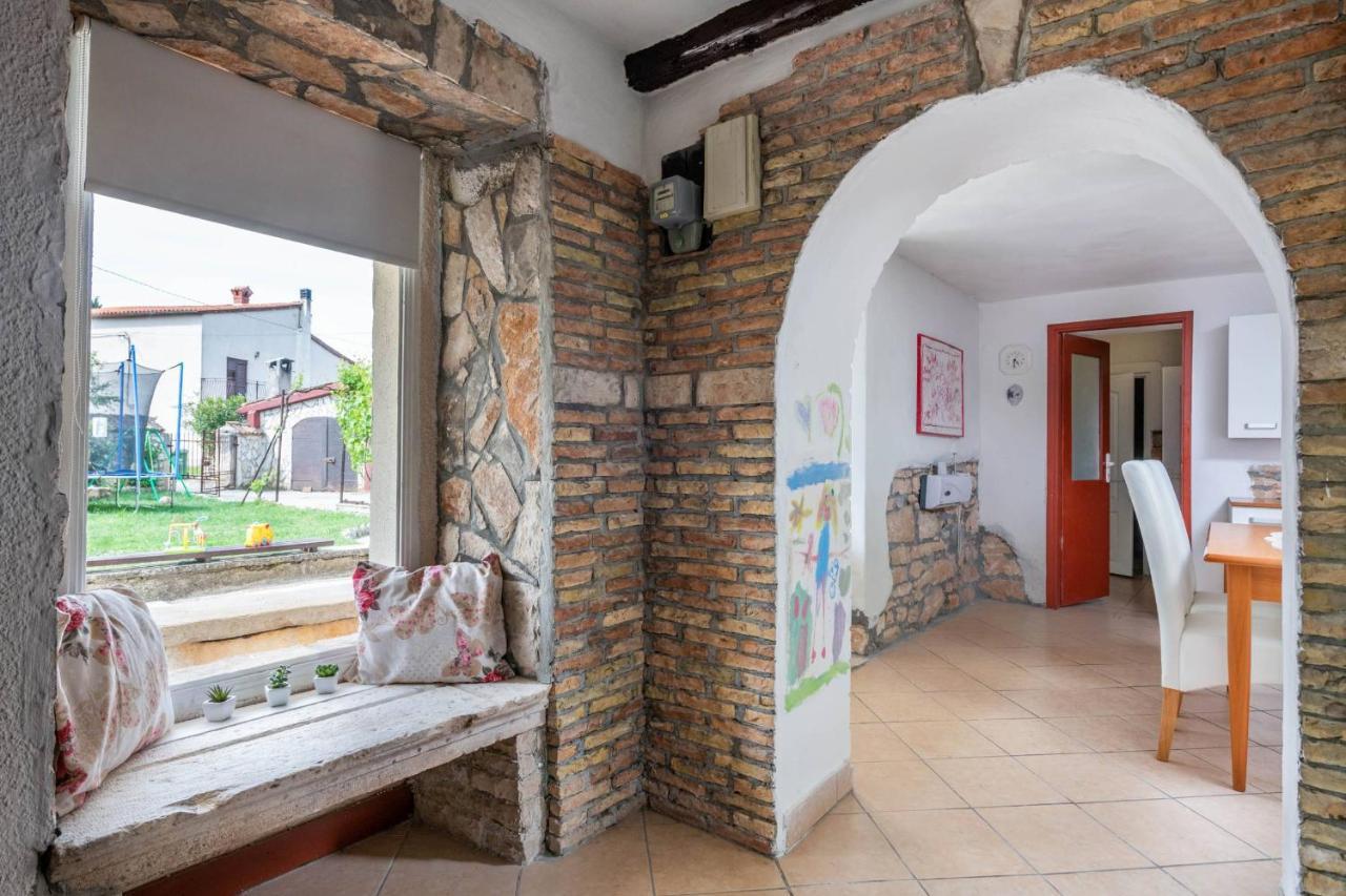 Holiday House Ruba Marčana Екстериор снимка